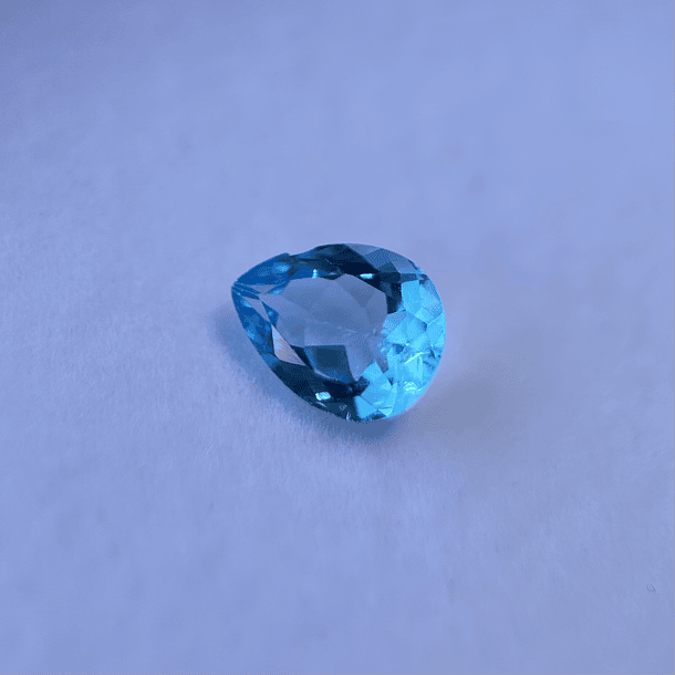Topacio suizo-2.25ct-9.2x7.1x4.6mm 1