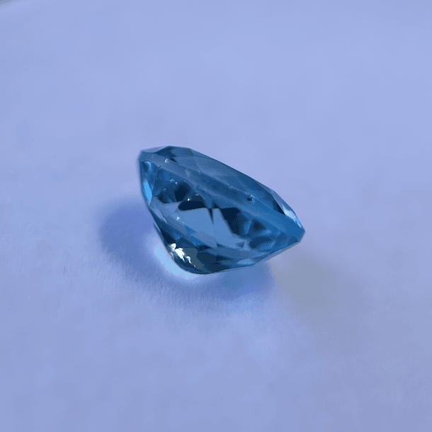 Topacio suizo-6.65ct-11.7x9.7x7mm 3