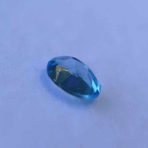 Topacio suizo-1.45ct-7.8x5.8x3.7mm 2