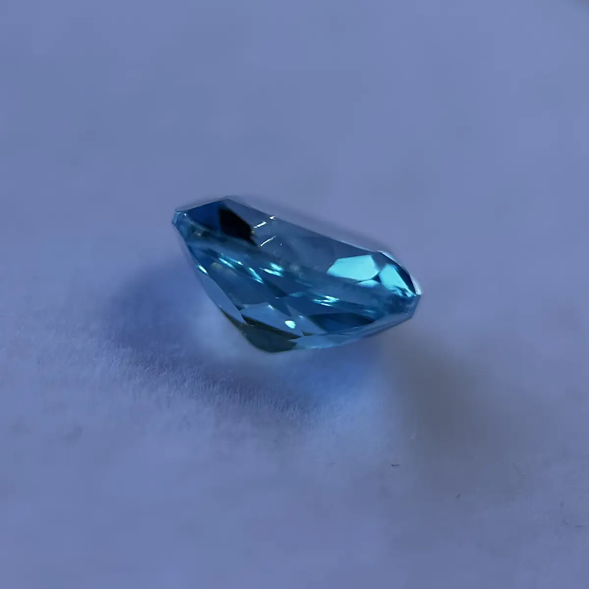 Topacio suizo-2.50ct-7.8x7.7x4.2mm | Versatto Gemas & Joyas