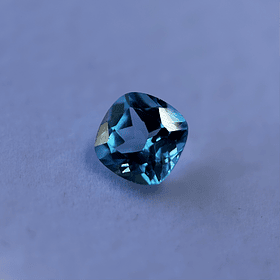 Topacio suizo-2.85ct-7.9x7.8x5.3mm
