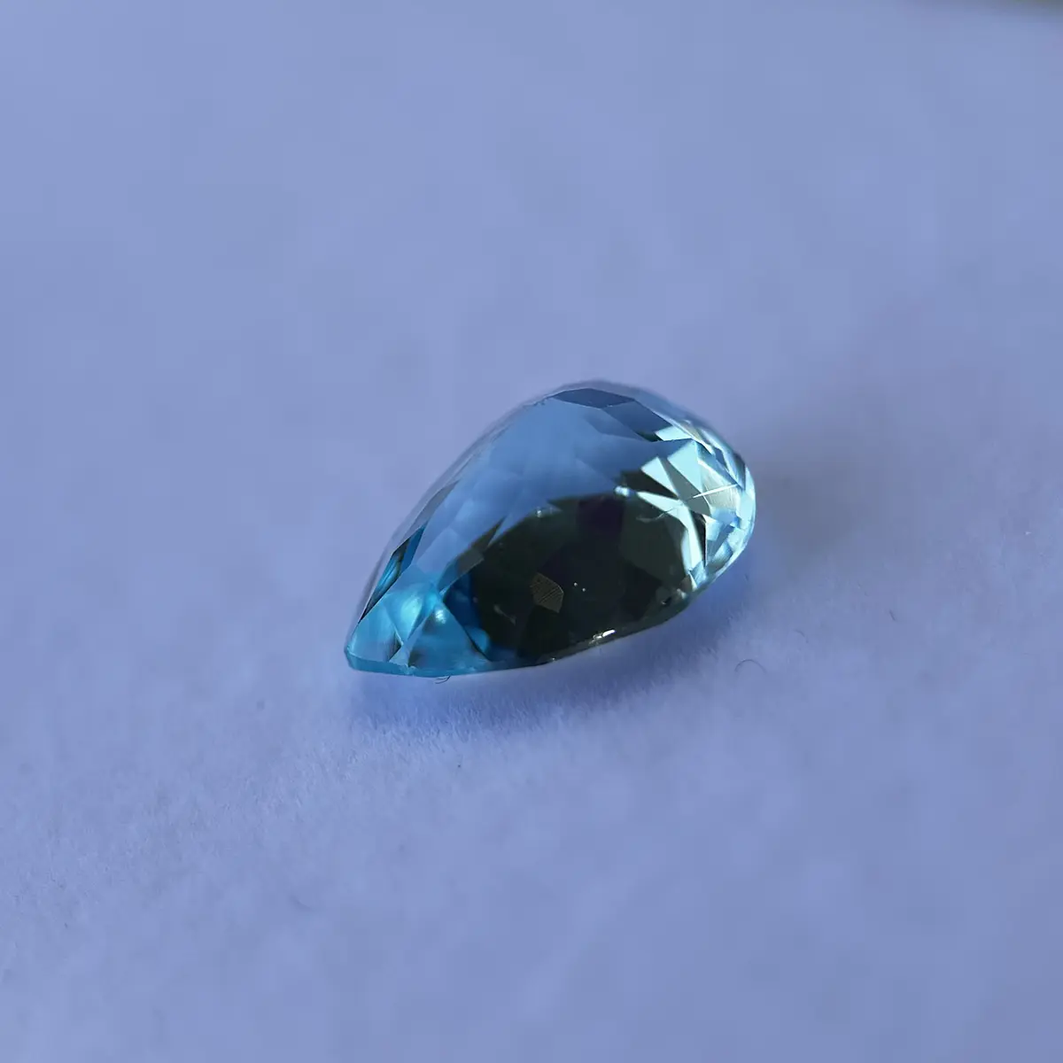 Topacio suizo-2.50ct-7.8x7.7x4.2mm | Versatto Gemas & Joyas