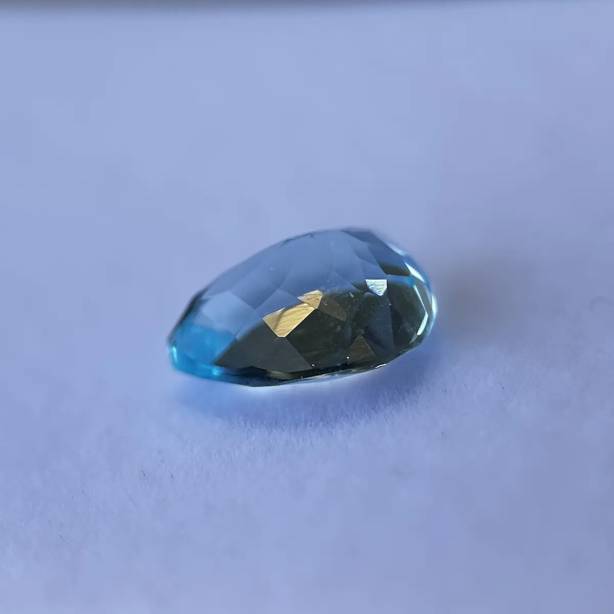 Topacio suizo-2.50ct-7.8x7.7x4.2mm | Versatto Gemas & Joyas