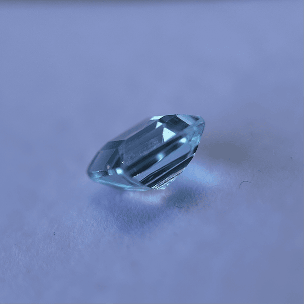 Topacio azul-2.45ct-7x6.9x4.7mm 2
