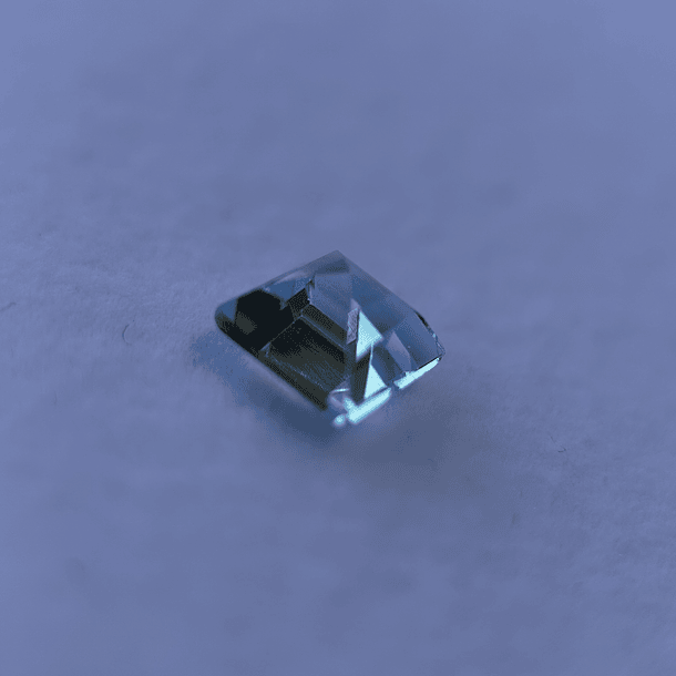 Topacio azul-2.45ct-7x6.9x4.7mm 4