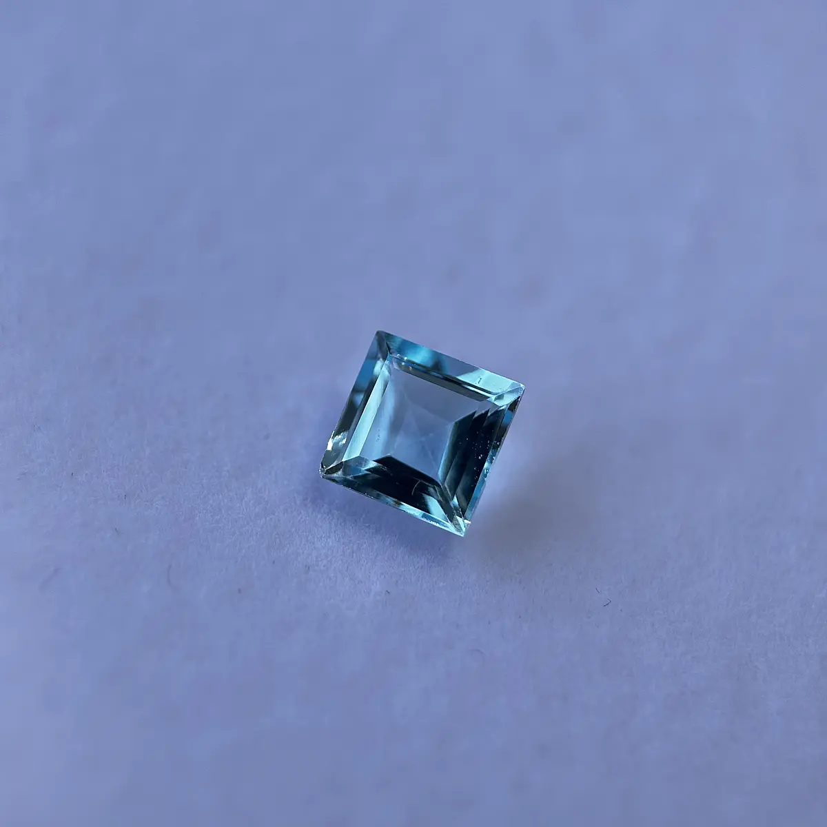 Topacio suizo-2.50ct-7.8x7.7x4.2mm | Versatto Gemas & Joyas
