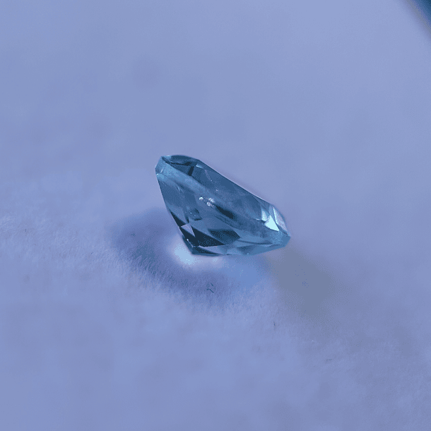 Topacio azul-2.70ct-7.9x7.9x4.6mm 3