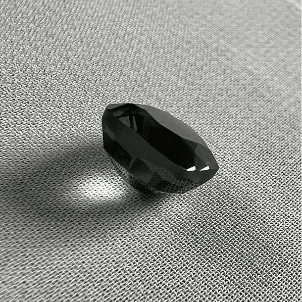 Topacio london blue-2.95ct-8x8x5.6mm 3