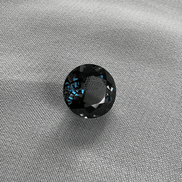 Topacio london blue-0.975ct-5.8mm 1