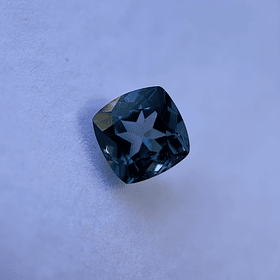 Topacio london blue-3.35ct-7.9x7.9x5.8mm