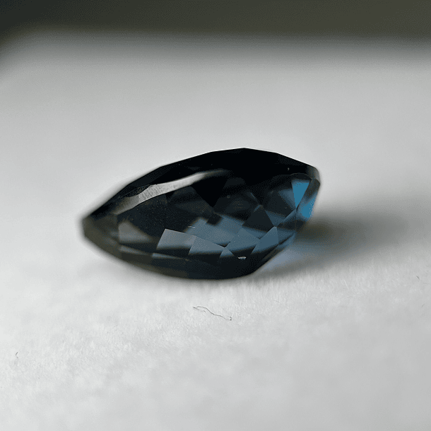 Topacio london blue-1.95ct-9.2x7x3.9mm 3