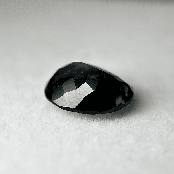 Topacio london blue-3.20ct-10x7.9x5mm 2