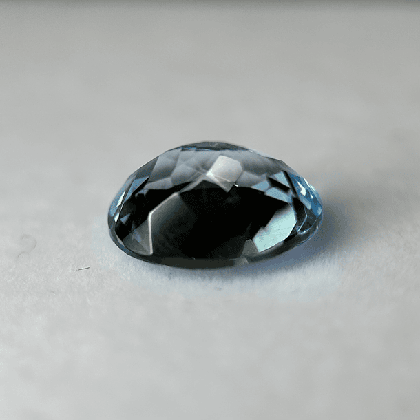 Topacio azul-2.35ct-7.8x5.1mm 3