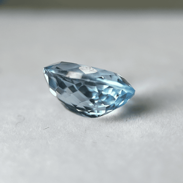 Topacio azul-5.25ct-11.8x9.6x5.7mm 2