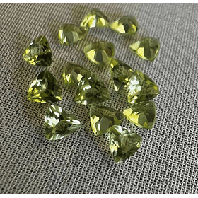 Peridoto-0.20ct-4x4mm