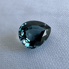 Topacio london blue-4.70ct-11x8.8x5.9mm