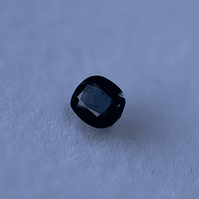 Zafiro azul-0.55ct-4.6x3.8x3.2mm