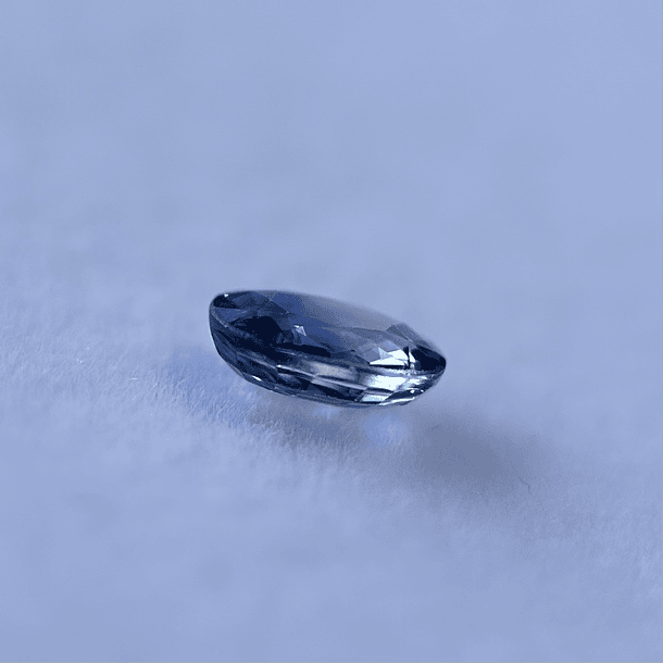 Zafiro azul-1.05ct-6.8x4.9x2.7mm 2