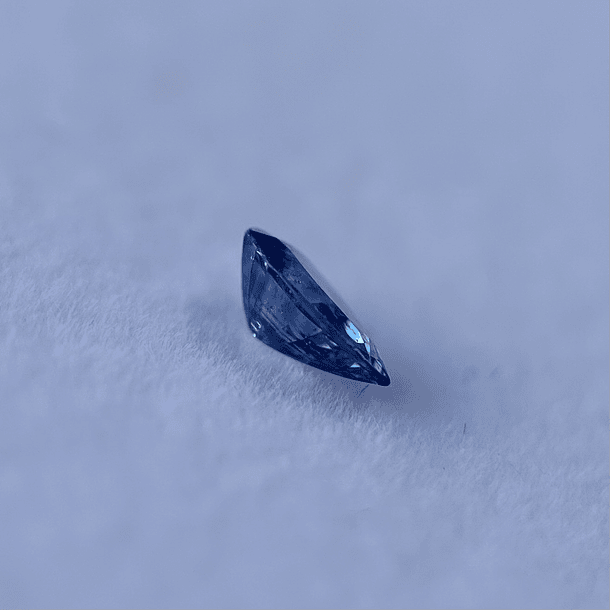 Zafiro azul-0.70ct-6.7x4.7x2.7mm 4