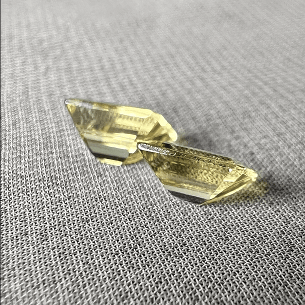 Par de berilos amarillos-3ct-7.6x5.8x4.4mm 3