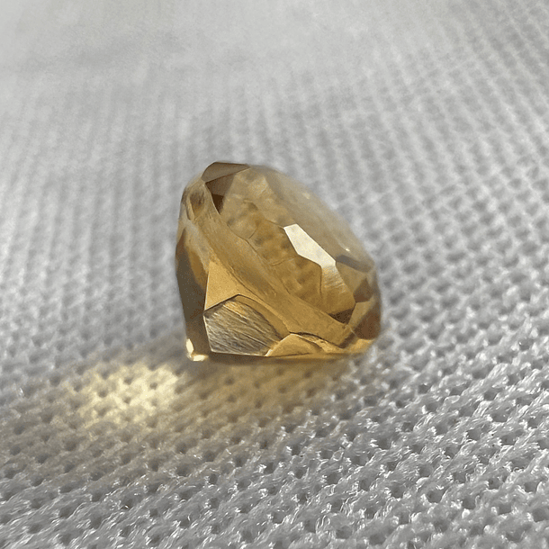 Citrino amarillo-0.90ct-6mm 3