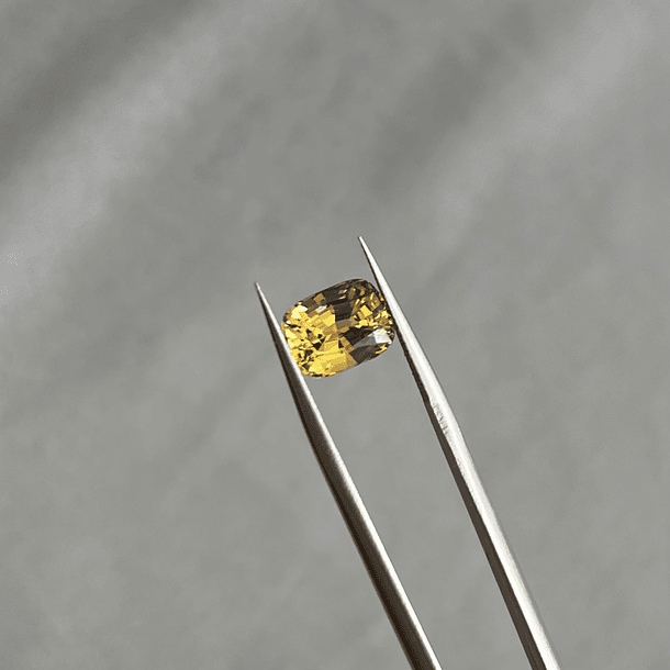 Citrino dorado-3.85ct-10x8x7mm 1