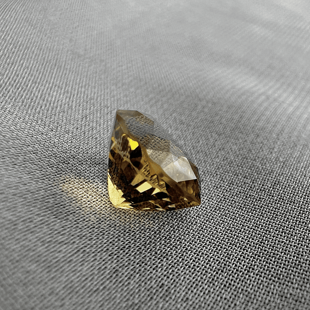 Citrino dorado-3.85ct-10x8x7mm 3