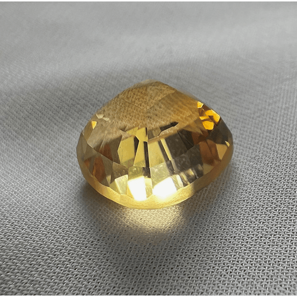 Citrino amarillo-2.75ct-9x8.9x5.3mm 2
