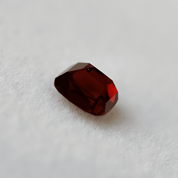 Granate rojo crimson GGI-2.95ct-8x7.26x5.21mm 5