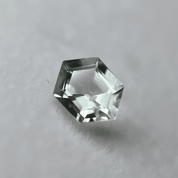 Amatista verde-1.41ct-8x6mm 1