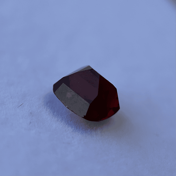 Granate rojo crimson GGI-2.86ct-7.90x7.07x5.60mm 3