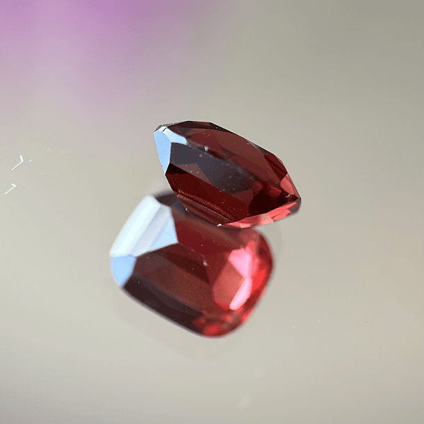 Granate rojo crimson GGI-3.02ct-8.82x7.02x5mm 2