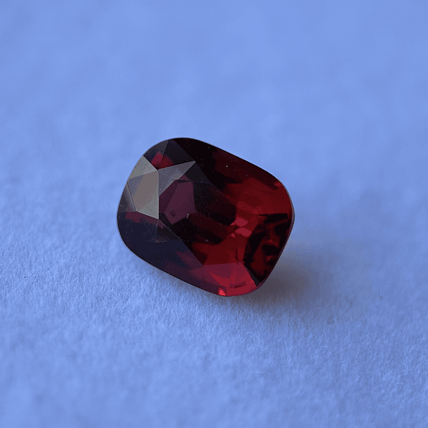 Granate rojo crimson-3.25ct-9.20x7.19x5.40mm 1