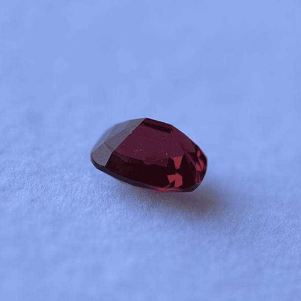 Granate rojo crimson-3.25ct-9.20x7.19x5.40mm 2