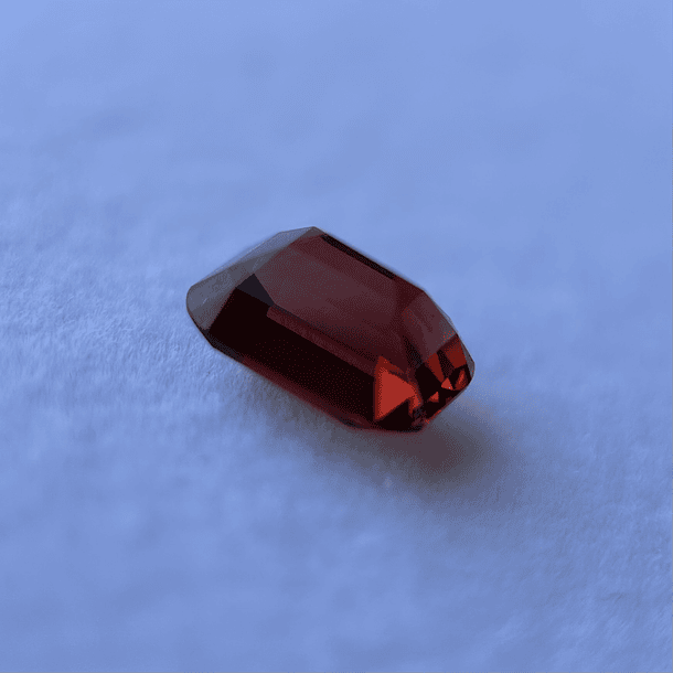 Granate rojo crimson-3.42ct-9.37x7.22x5.17mm 2