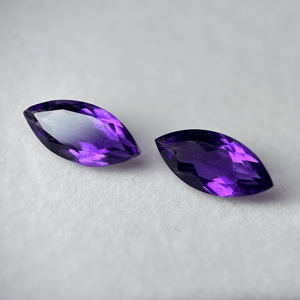 Par de Amatistas moradas-5.115ct-14x6.8x4.5mm 1