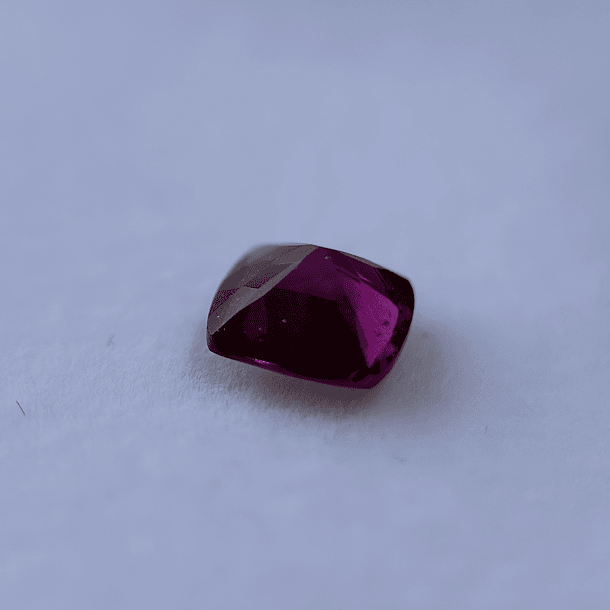 Granate rodolita-2.55ct-7.7x7.6x4.6mm 3