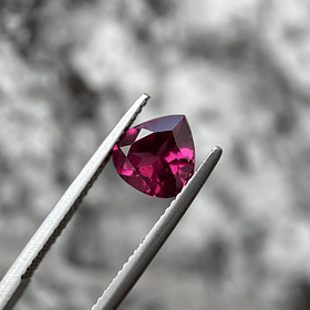 Granate rodolita-2.15ct-8.2x7.9x4.6mm