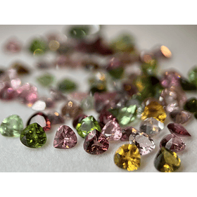 Turmalina multicolor-0.495ct-5x5mm