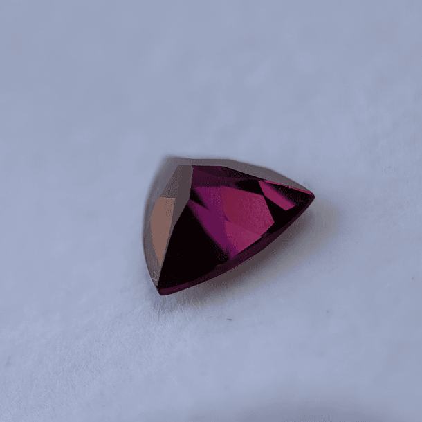 Granate rodolita-3.65ct-9.9x10x5.1mm 3