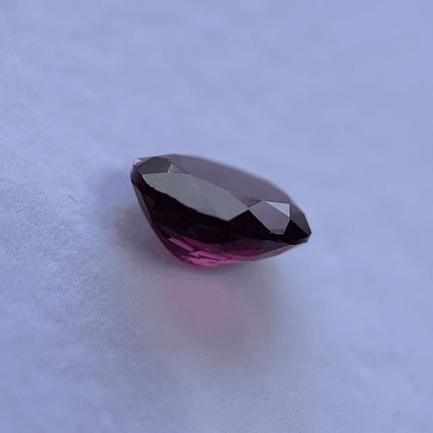 Granate rodolita-2.15ct-8.9x6.9x4.2mm 4