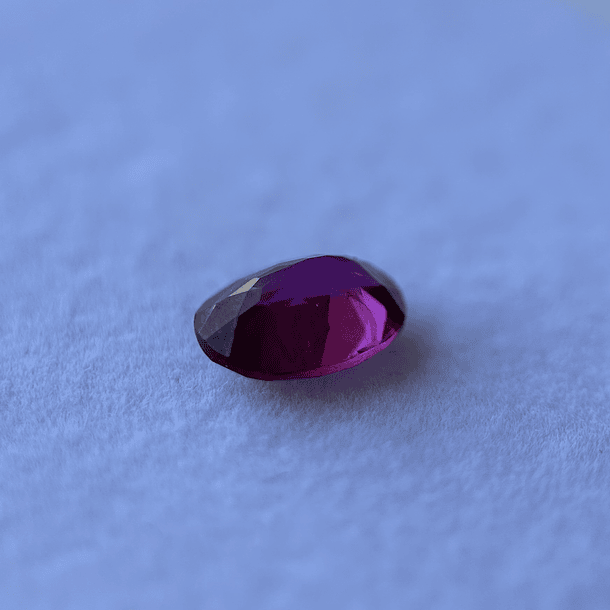 Granate rodolita-2.35ct-9.1x7x4.3mm 3