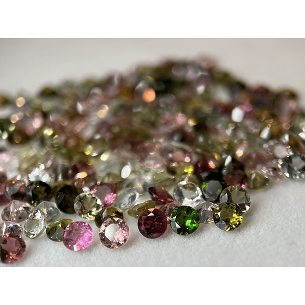 Par de Turmalinas multicolor-0.295ct-4mm