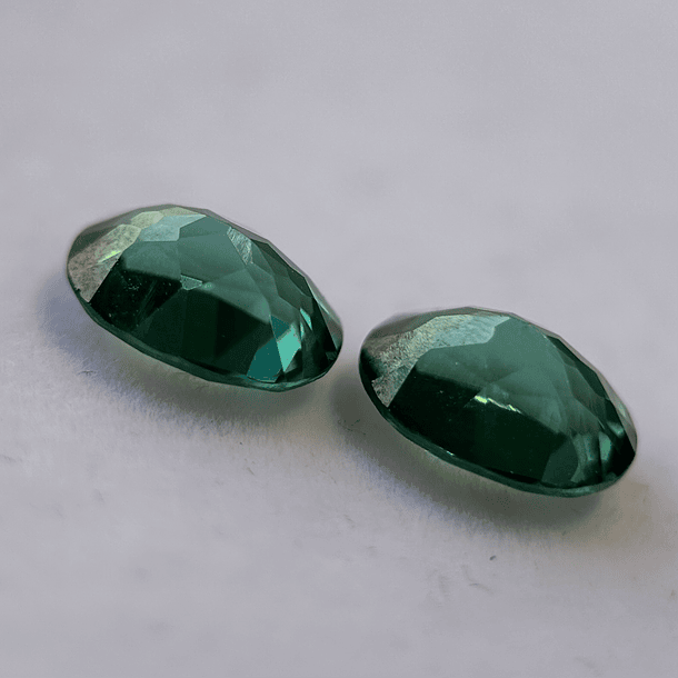 Par de topacios verdes-4.35ct-9x6.8x4.6mm 2
