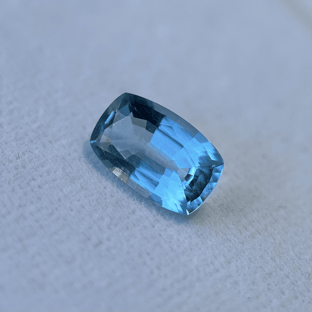 Aguamarina GGI-2.99ct-12.02x7.52x4.89mm 1