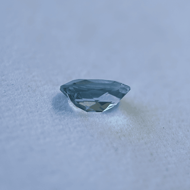 Aguamarina GGI-1.27ct-8.7x5.80x3.96mm 3