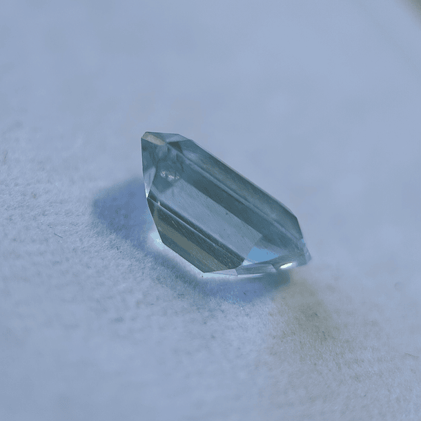 Aguamarina GGI-3.56ct-11.14x8.43x5.58mm 2