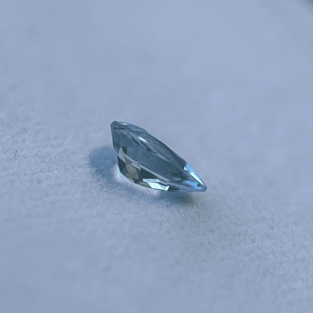 Aguamarina GGI-1.03ct-9x6.21x3.76mm 2