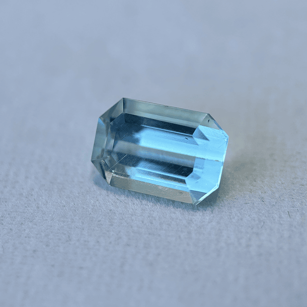 Aguamarina GGI-4.90ct-12.75x8.63x5.97mm 1