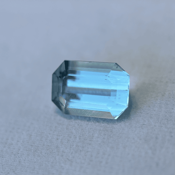 Aguamarina GGI-4.90ct-12.75x8.63x5.97mm 4
